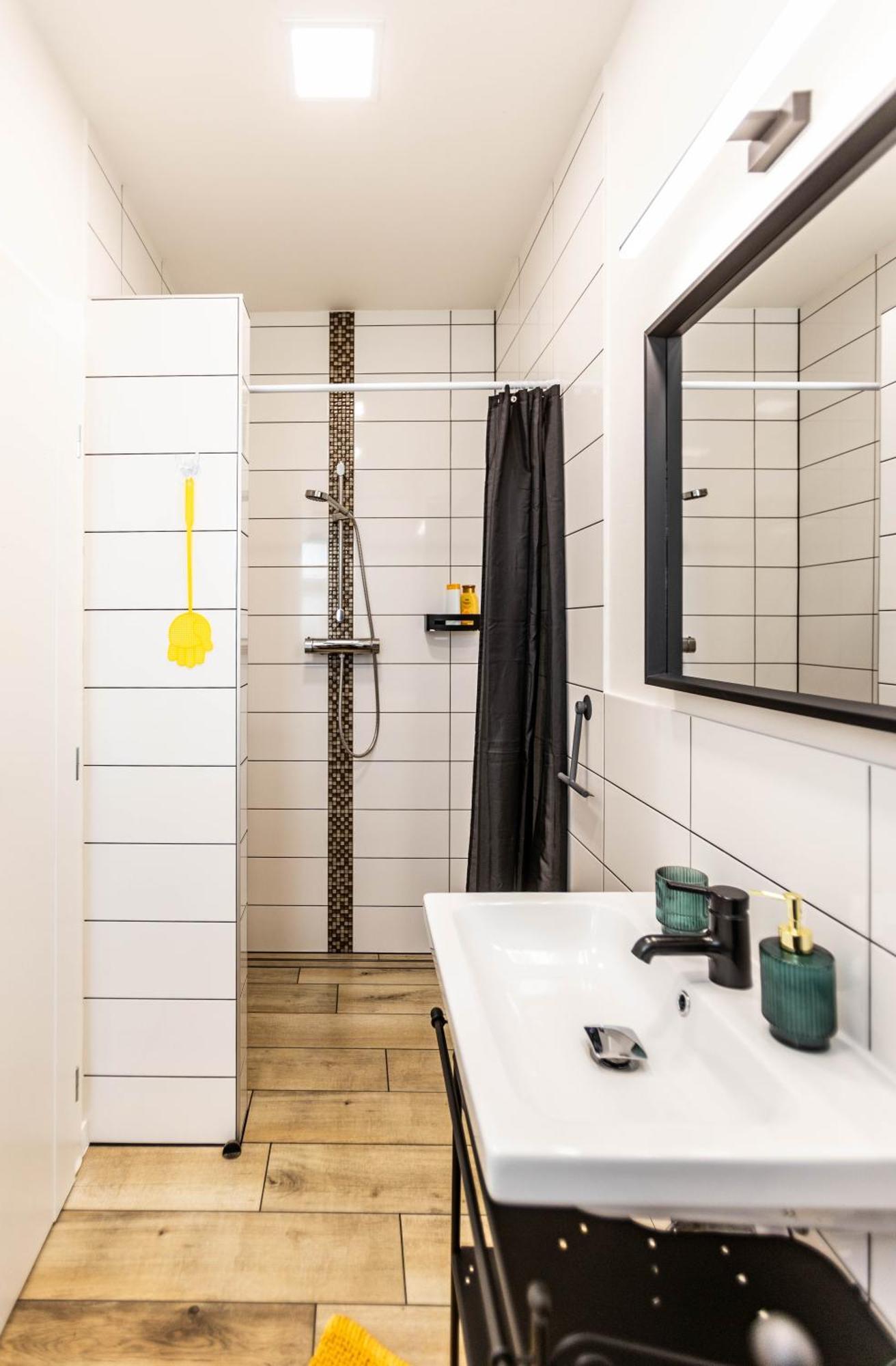 Stylish Apartment With Free Parking زفولين المظهر الخارجي الصورة